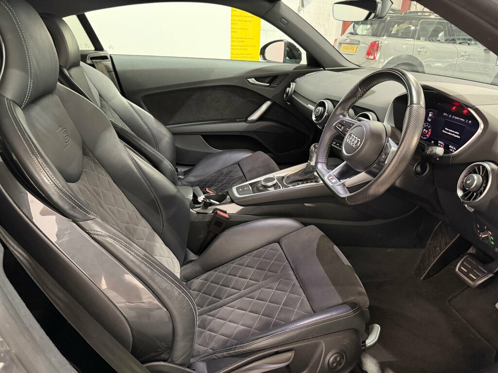 Audi TT 45 Tfsi Quattro Black Edition S Tronic Black #7