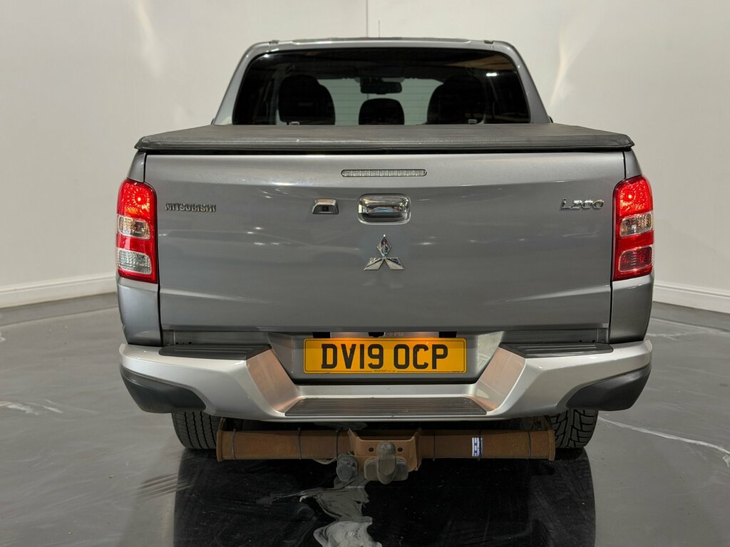 Mitsubishi L200 2.4 Di-d Dc Warrior Pickup Double Cab M Grey #5