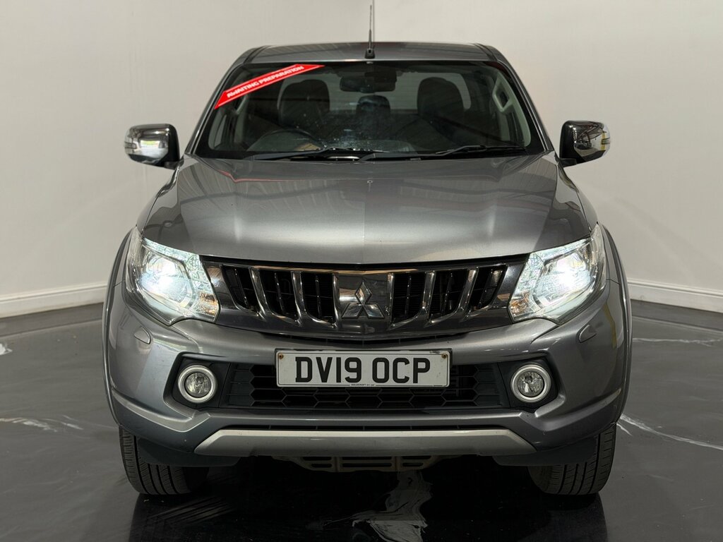 Mitsubishi L200 2.4 Di-d Dc Warrior Pickup Double Cab M Grey #2