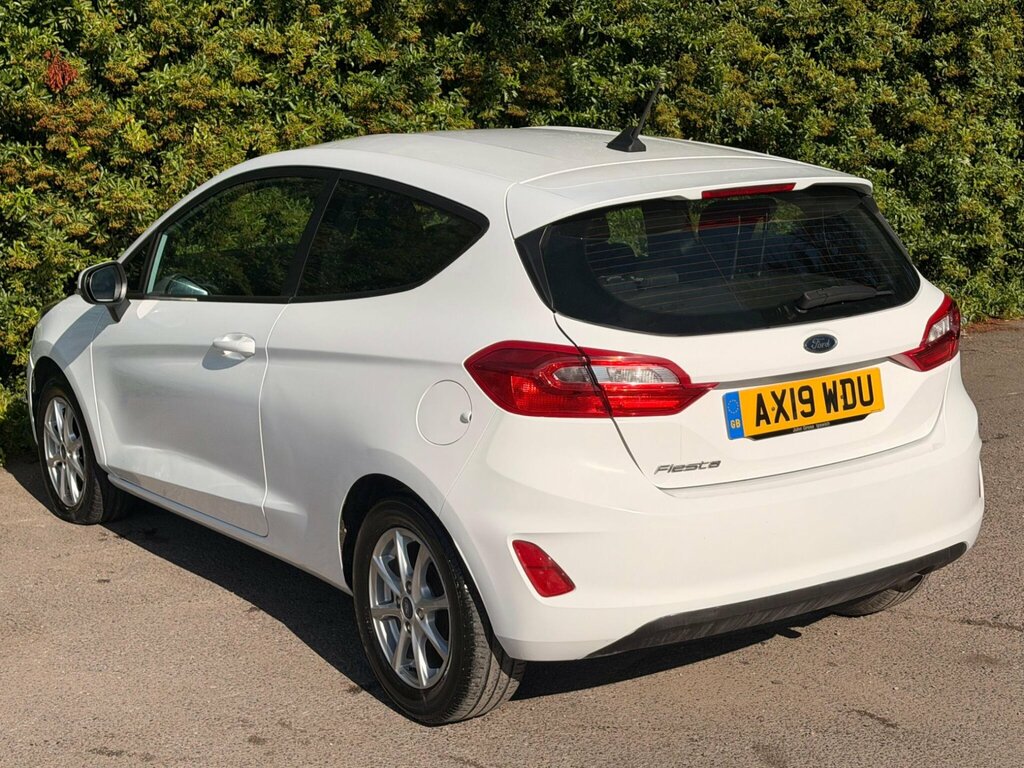 Ford Fiesta 1.1 Ti-vct Zetec Euro 6 Ss AX19WDU White #5