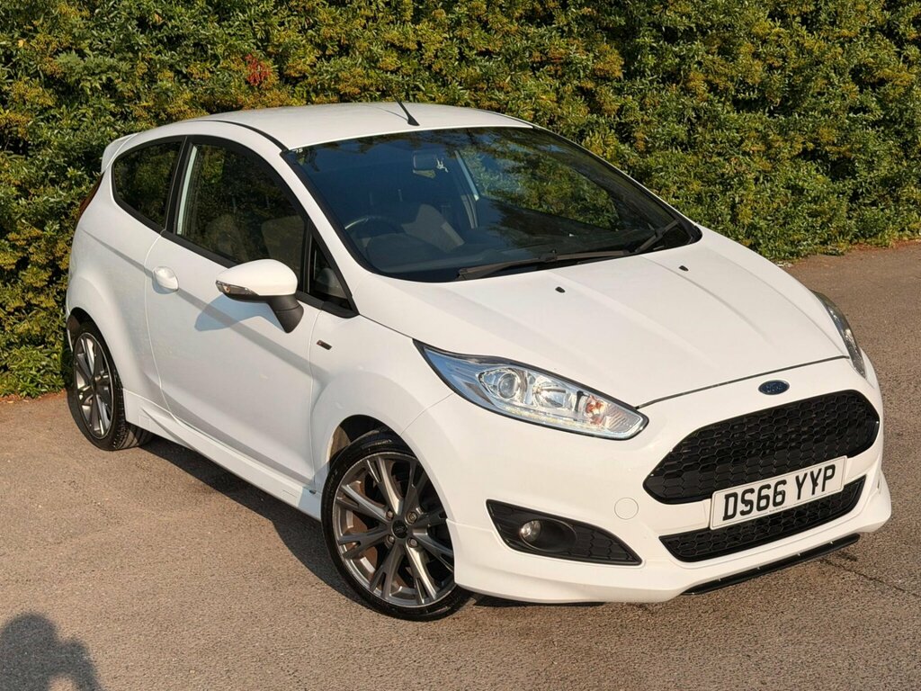 Ford Fiesta 1.0T Ecoboost St-line Euro 6 Ss White