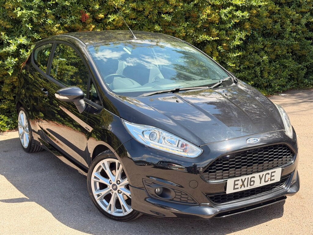Ford Fiesta 1.0T Ecoboost Zetec S Euro 6 Ss Black