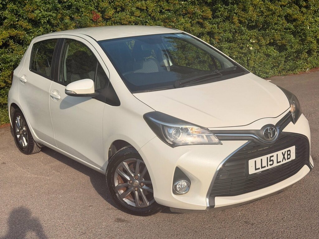 Toyota Yaris 1.0 Vvt-i Icon Euro 6 White