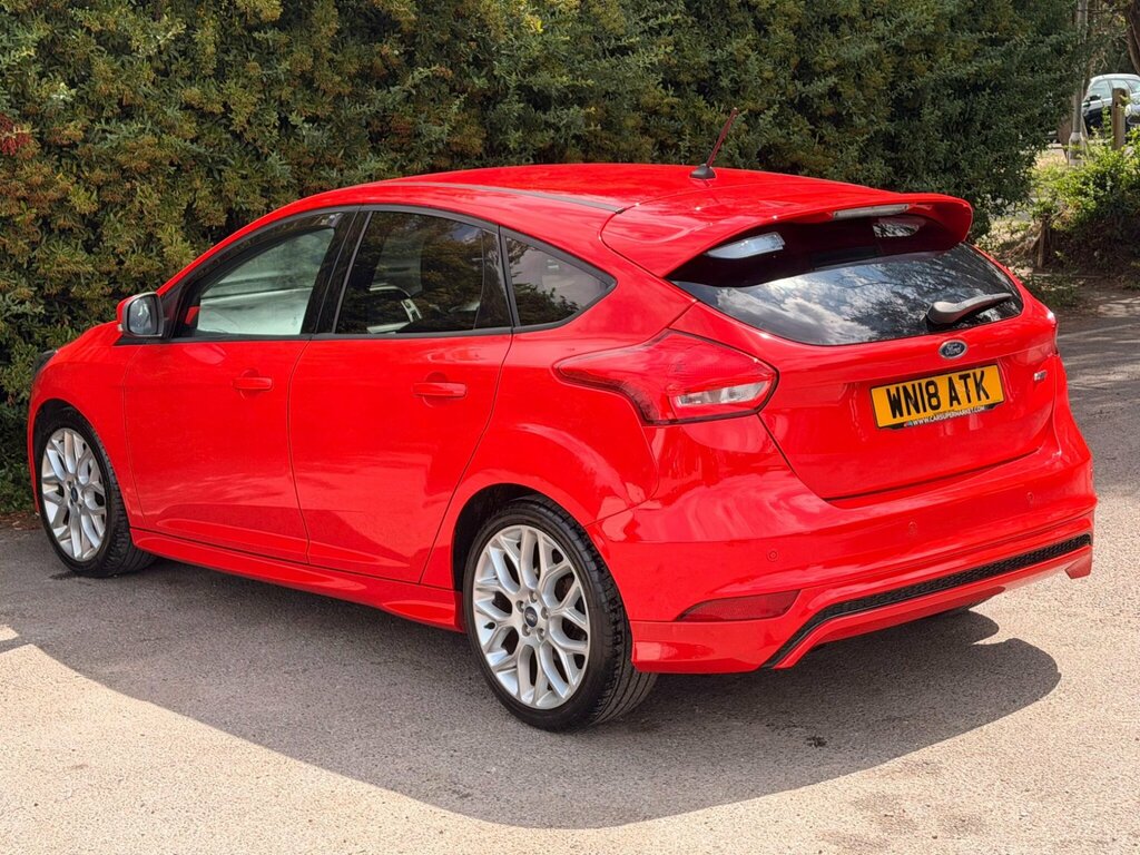 Ford Focus 1.0T Ecoboost St-line Euro 6 Ss WN18ATK Red #5