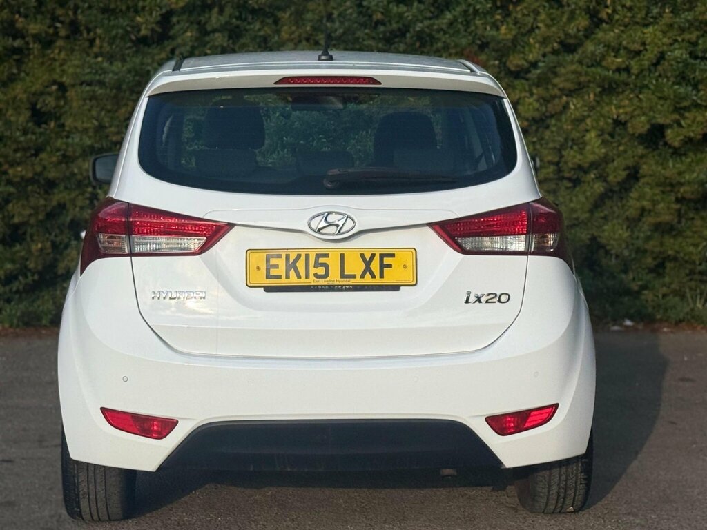 Hyundai Ix20 1.4 Active Euro 5 White #6