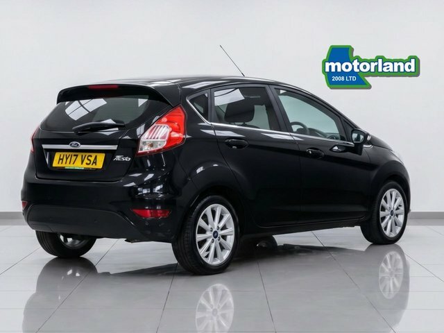 Ford Fiesta Ecoboost Titanium Hatchback Black #6