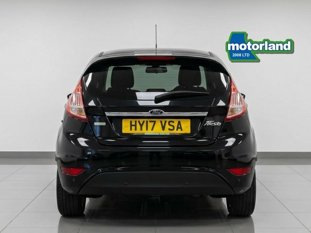 Ford Fiesta Ecoboost Titanium Hatchback Black #5