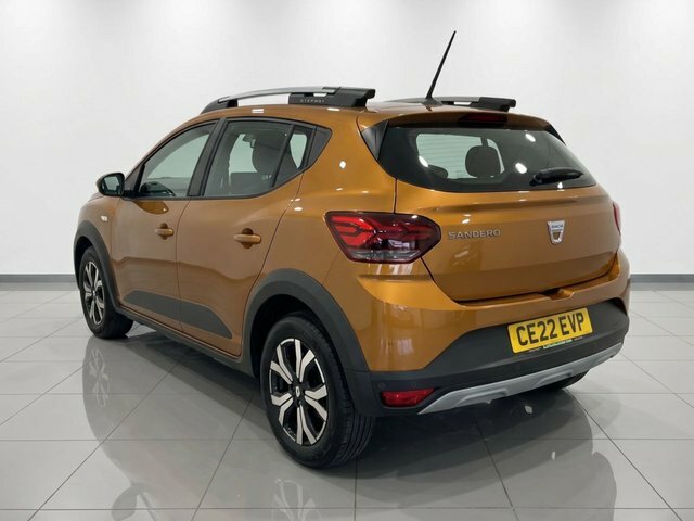 Dacia Sandero Stepway Tce Prestige Hatchback CE22EVP Orange #4