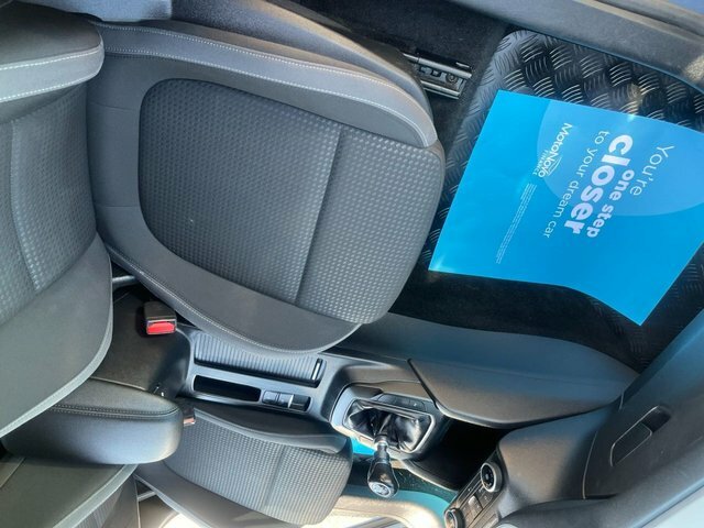 Ford Focus Ecoblue Zetec Hatchback Blue #4