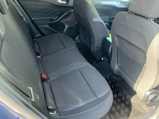Ford Focus Ecoblue Zetec Hatchback Blue #2
