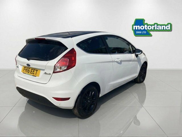 Ford Fiesta Zetec White Edition Autumn White #6