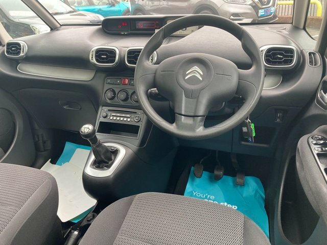 Citroen C3 Picasso Hdi Selection Mpv Red #2