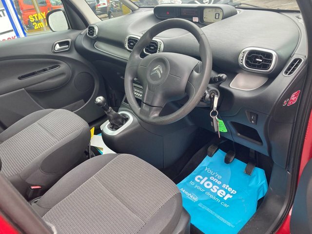 Citroen C3 Picasso Hdi Selection Mpv Red #4
