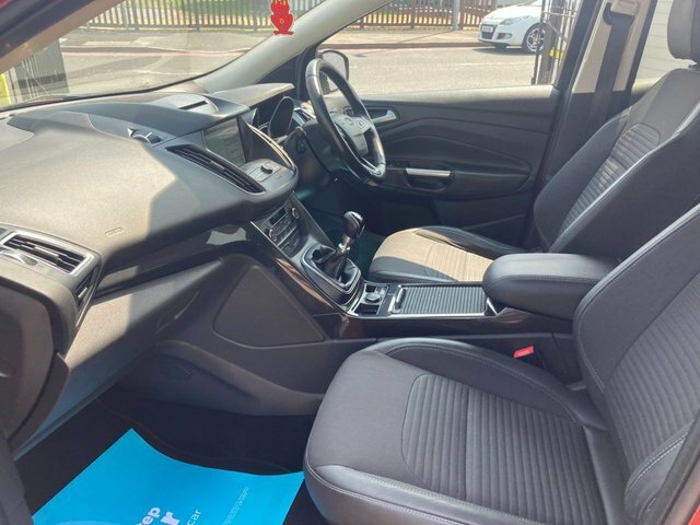 Ford Kuga Tdci Titanium Suv Red