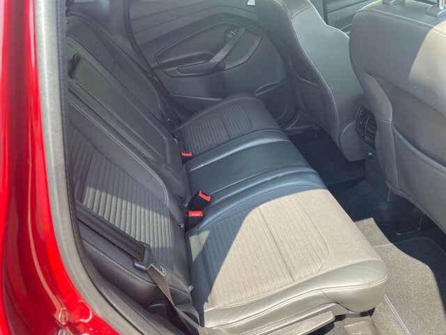 Ford Kuga Tdci Titanium Suv Red #6