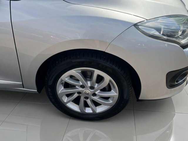 Renault Megane 1.5 Dynamique Tomtom Energy Dci Ss 110 Bhp Blue #8
