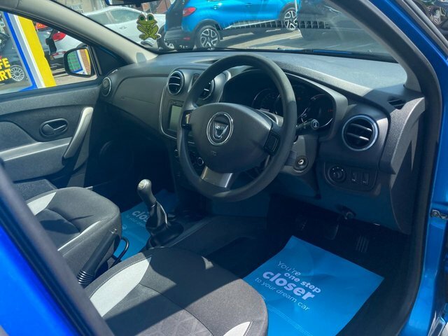 Dacia Sandero Stepway Dci Laureate Hatchback Blue #2