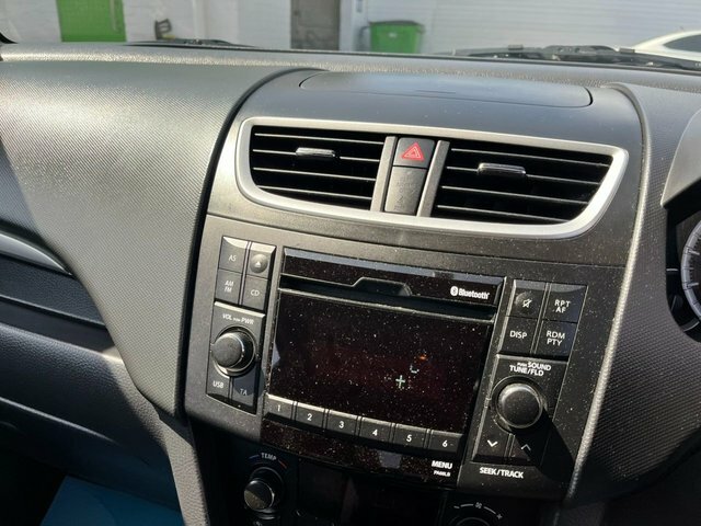 Suzuki Swift 1.2 Sz3 Euro 5 2012 White #14