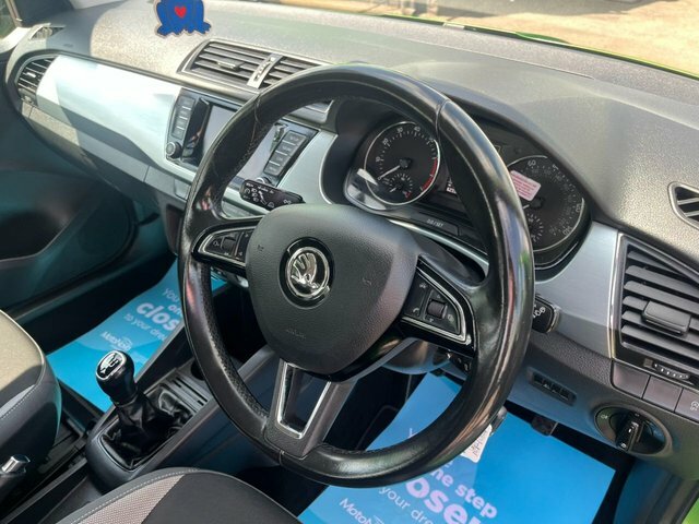 Skoda Fabia Tsi Colour Edition Hatchback Green #3