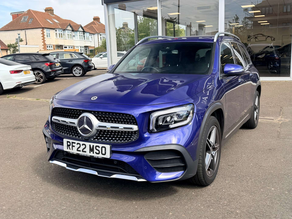 Mercedes-Benz GLB Class 200 Amg Line Premium  #5
