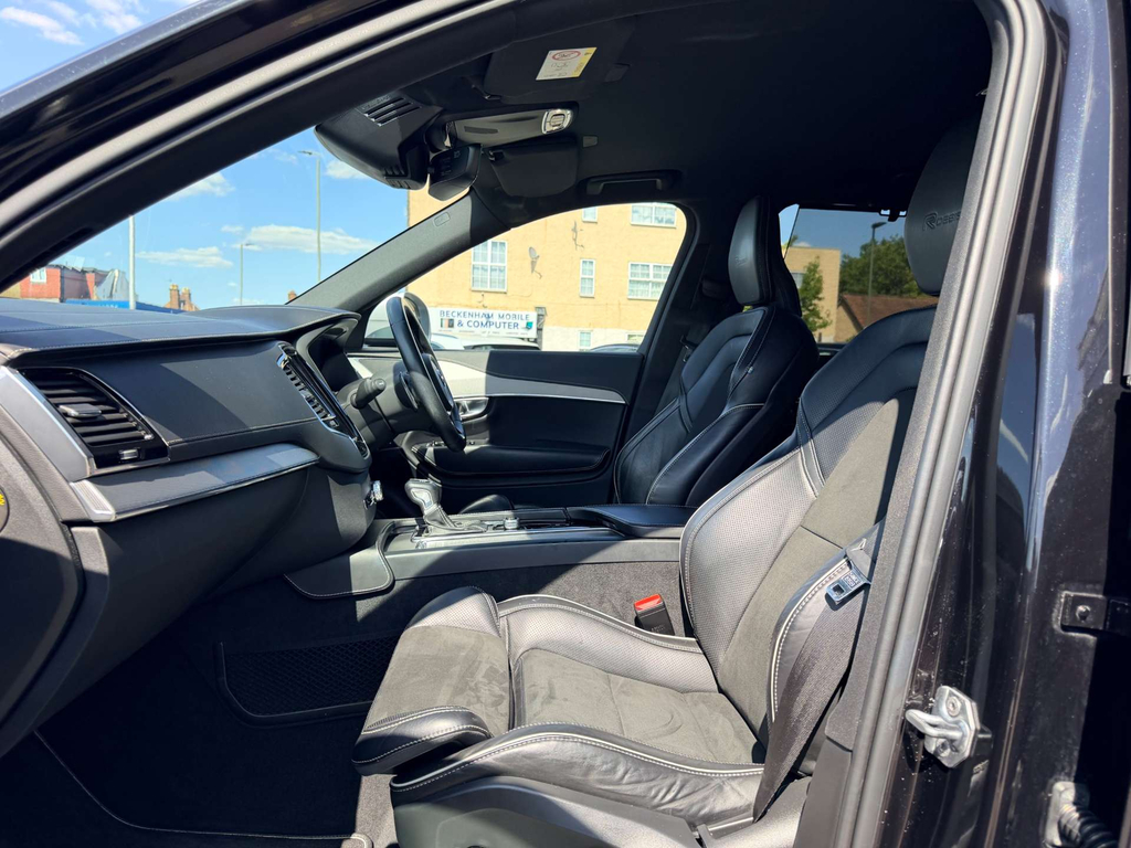 Volvo XC90 D5 Powerpulse Awd Momentum Black #21