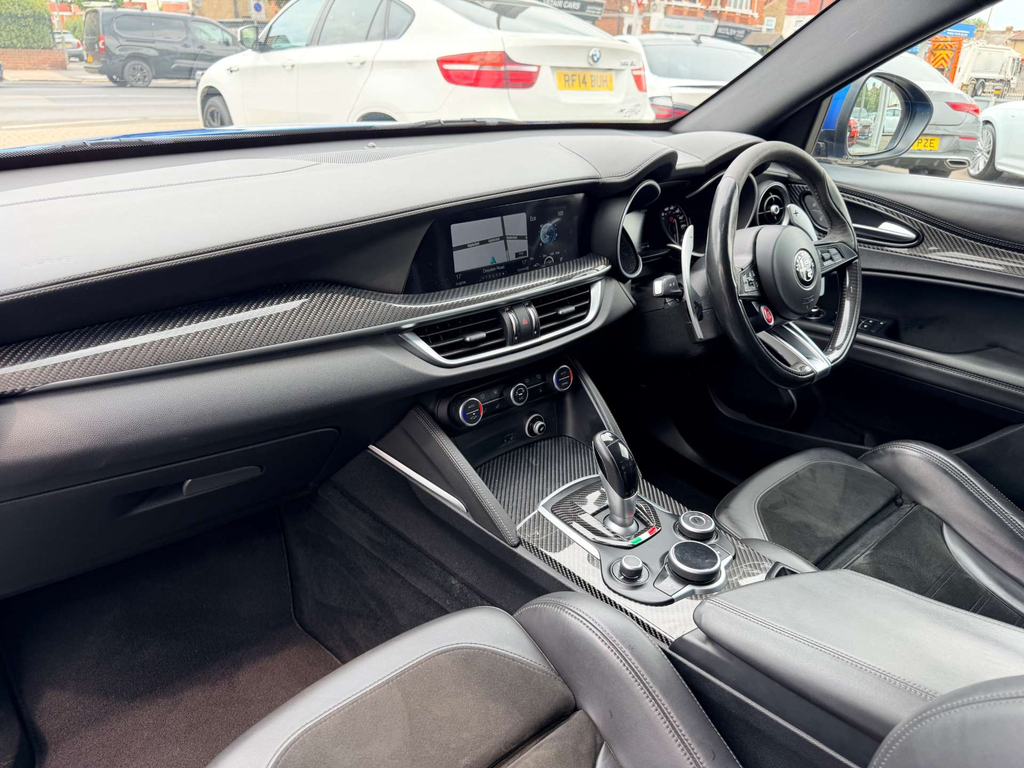 Alfa Romeo Stelvio Suv Red #21