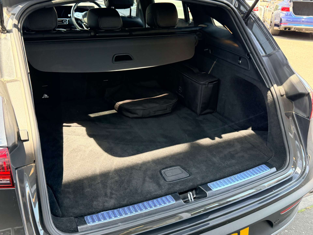 Mercedes-Benz EQC Suv Black #10
