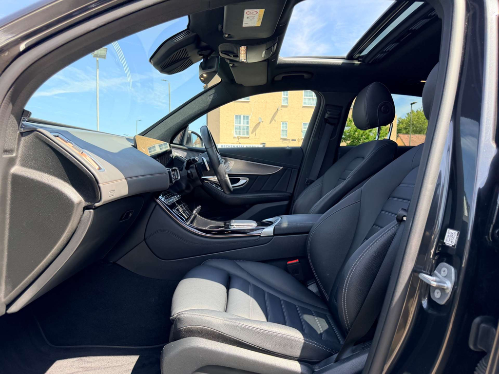 Mercedes-Benz EQC Suv Black #23