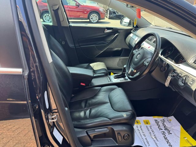 Volkswagen Passat 2.0 Tdi Black #9