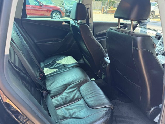 Volkswagen Passat 2.0 Tdi Black #8