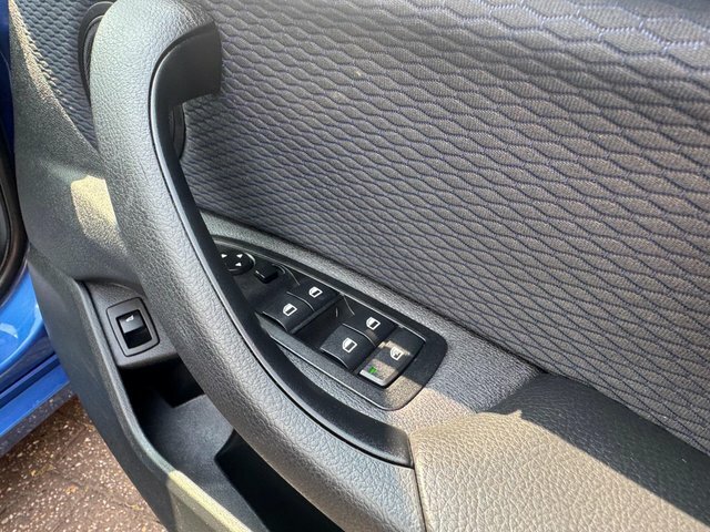 BMW X1 Xdrive18d Xline Black #13