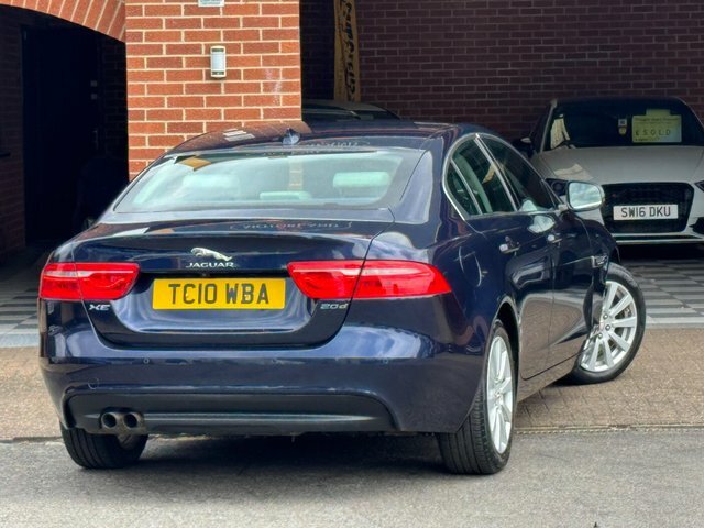 Jaguar XE 2016 2.0D Prestige Euro 6 Ss Blue #4