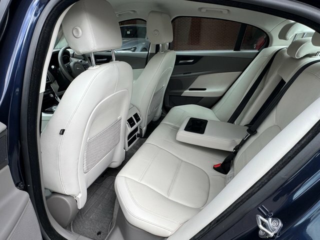 Jaguar XE R-sport Blue #8
