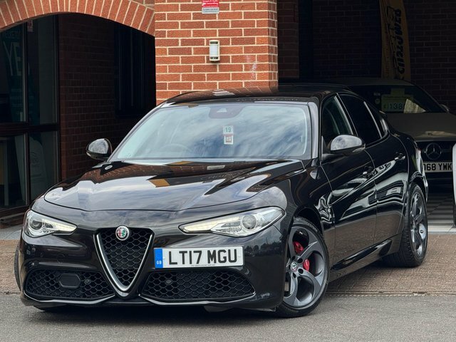 Alfa Romeo Giulia 2017 2.2 Td Speciale Euro 6 Ss Black #2
