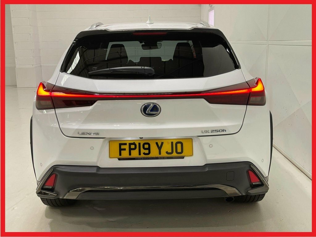 Lexus UX 2.0 250H F Sport Suv Hybrid E-cvt Euro FP19YJO White #4