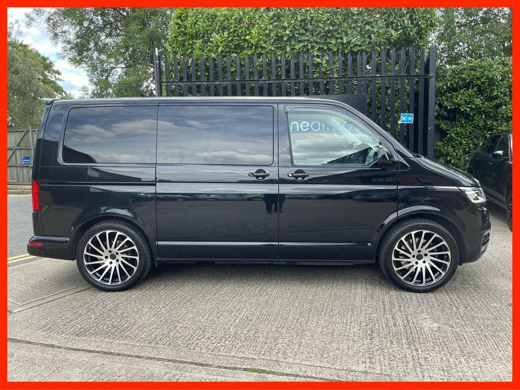 Volkswagen Caravelle 2.0 Bitdi Executive Mpv Dsg 4Motion Eur Black #3