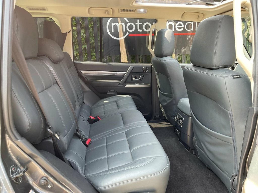 Mitsubishi Shogun 3.2 Di-dc 187 Sg3 Black #20