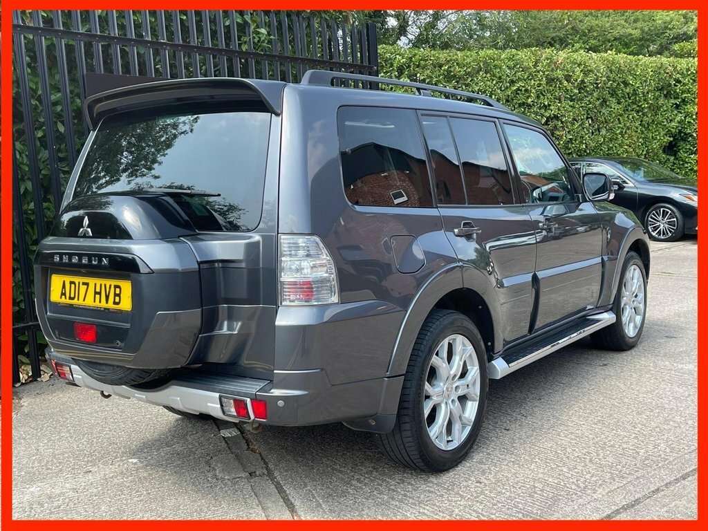 Mitsubishi Shogun 3.2 Di-dc Sg5 Suv 4Wd Euro 6 Lwb Grey #3