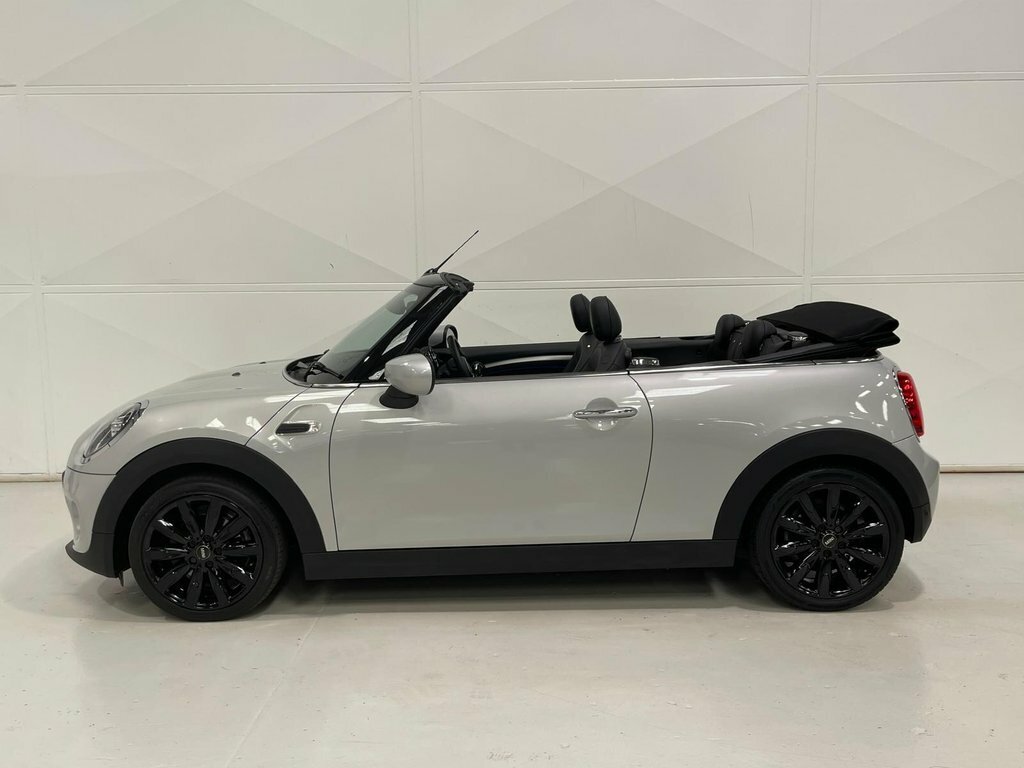 Mini Convertible 1.5 Cooper Exclusive Convertible White #6