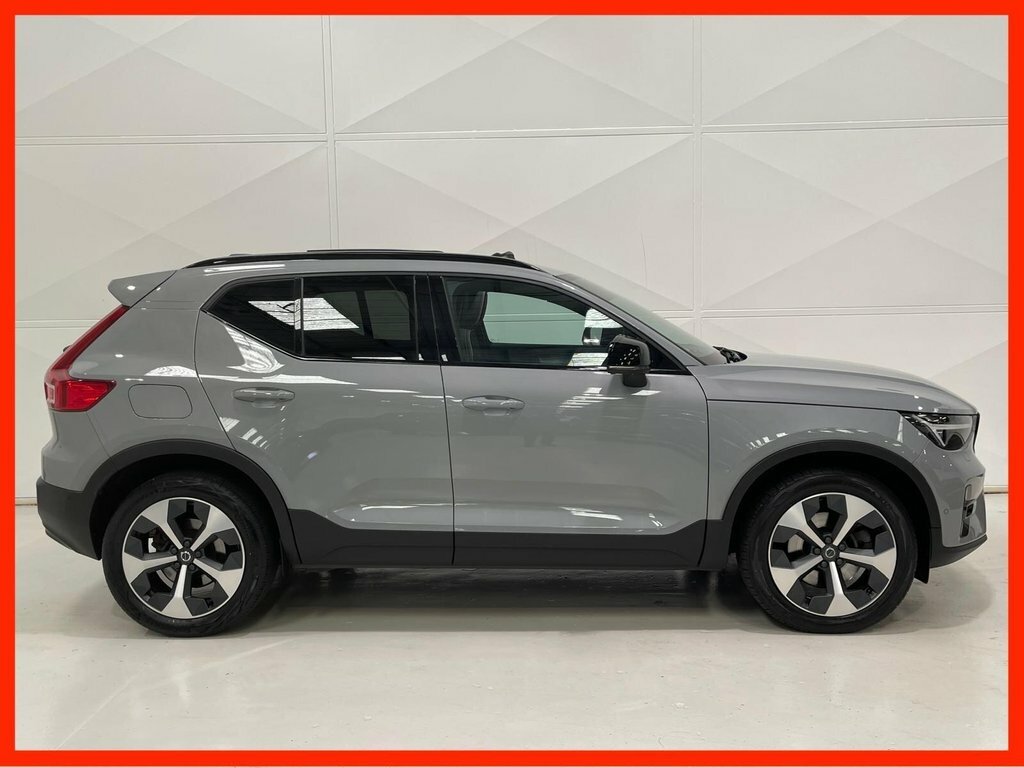 Volvo XC40 2.0 B4 Mhev Ultimate Suv Hybrid Dct Aut LV73KNL Grey #2