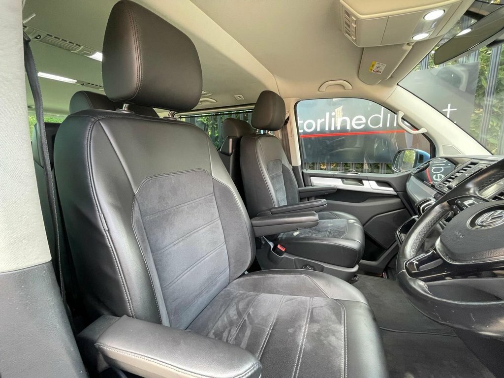 Volkswagen Caravelle 2.0 Tdi Bluemotion Tech 150 Executive Dsg Black #12