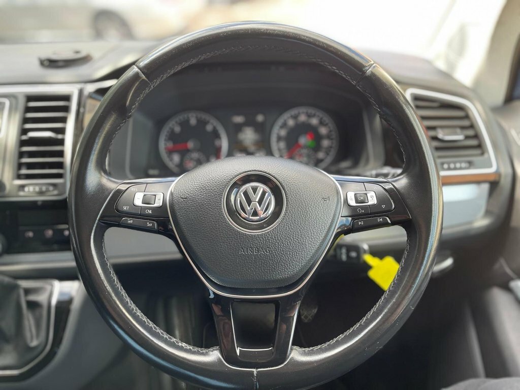 Volkswagen Caravelle 2.0 Tdi Bluemotion Tech 150 Executive Dsg Black #8