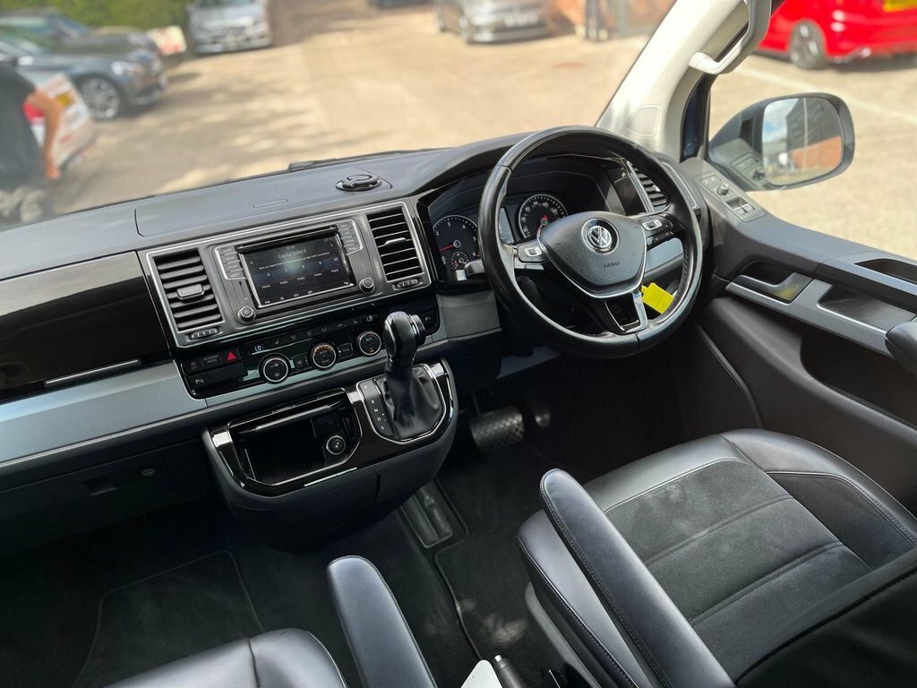 Volkswagen Caravelle 2.0 Tdi Bluemotion Tech 150 Executive Dsg Black #14