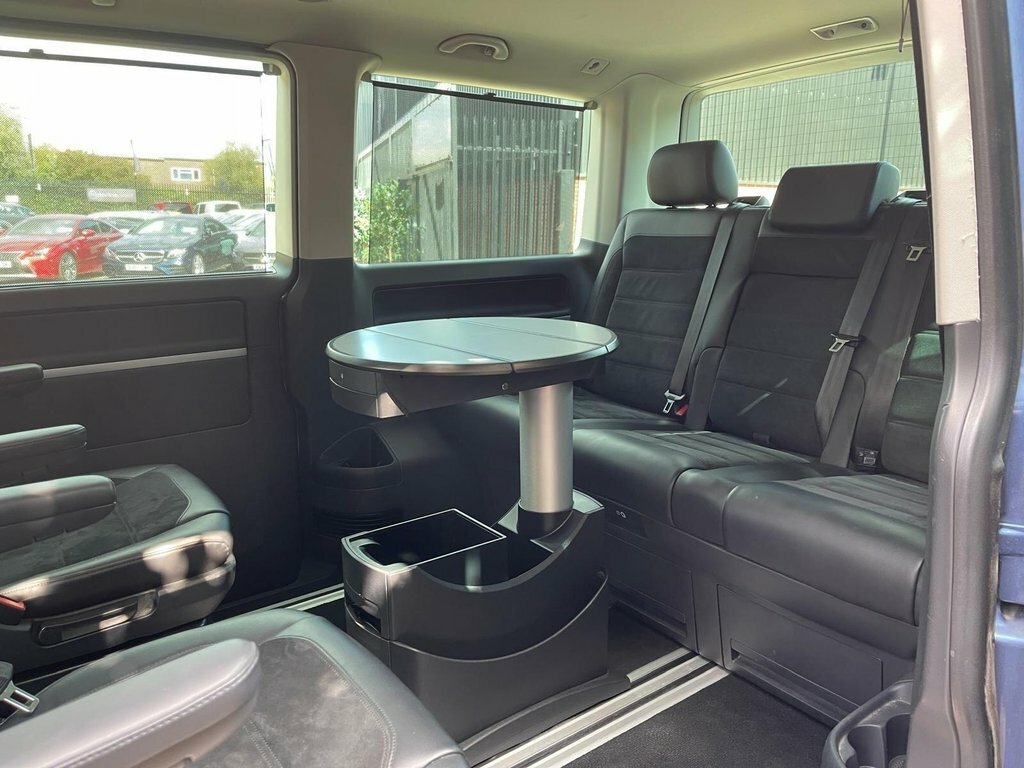 Volkswagen Caravelle 2.0 Tdi Bluemotion Tech 150 Executive Dsg Black #15