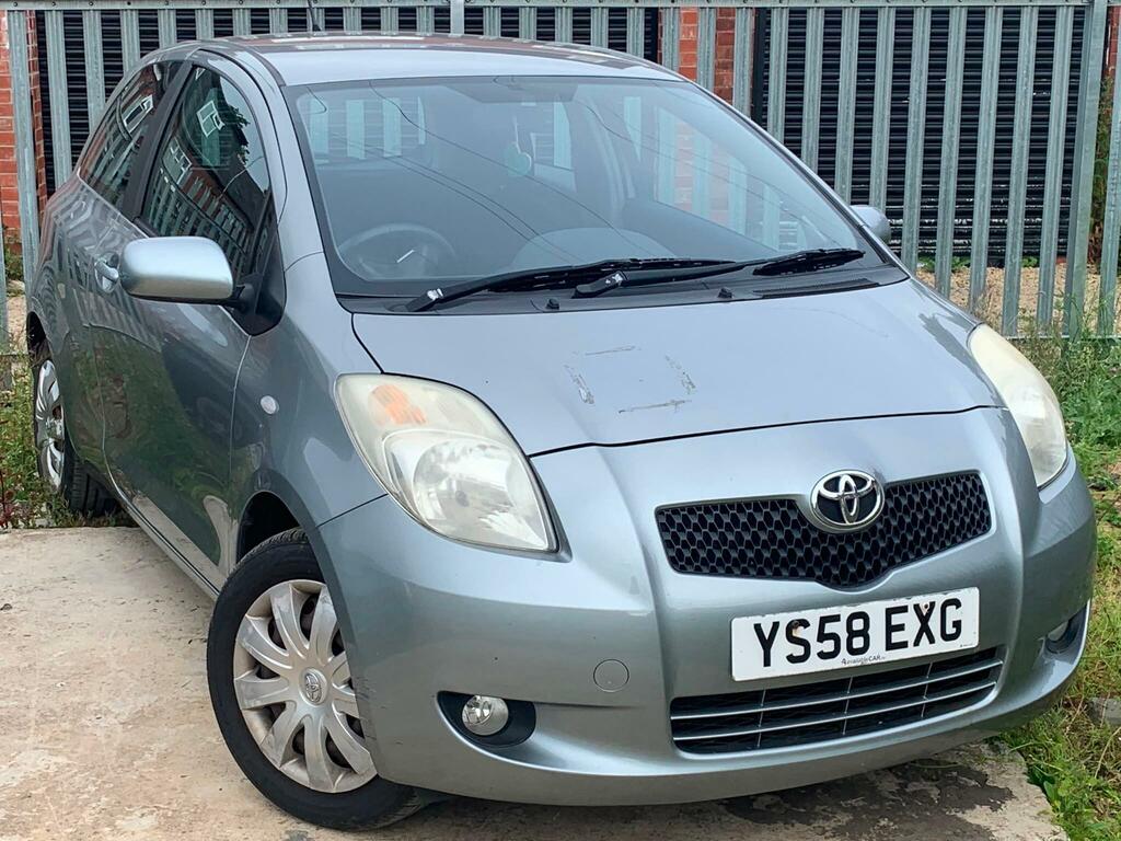 Toyota Yaris 1.3 T3 Multimode Silver