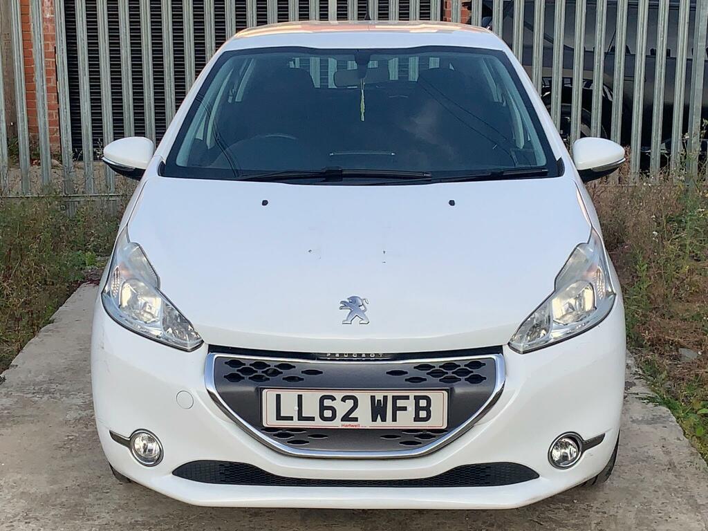 Peugeot 208 1.4 E-hdi Active Egc Euro 5 Ss LL62WFB White #2