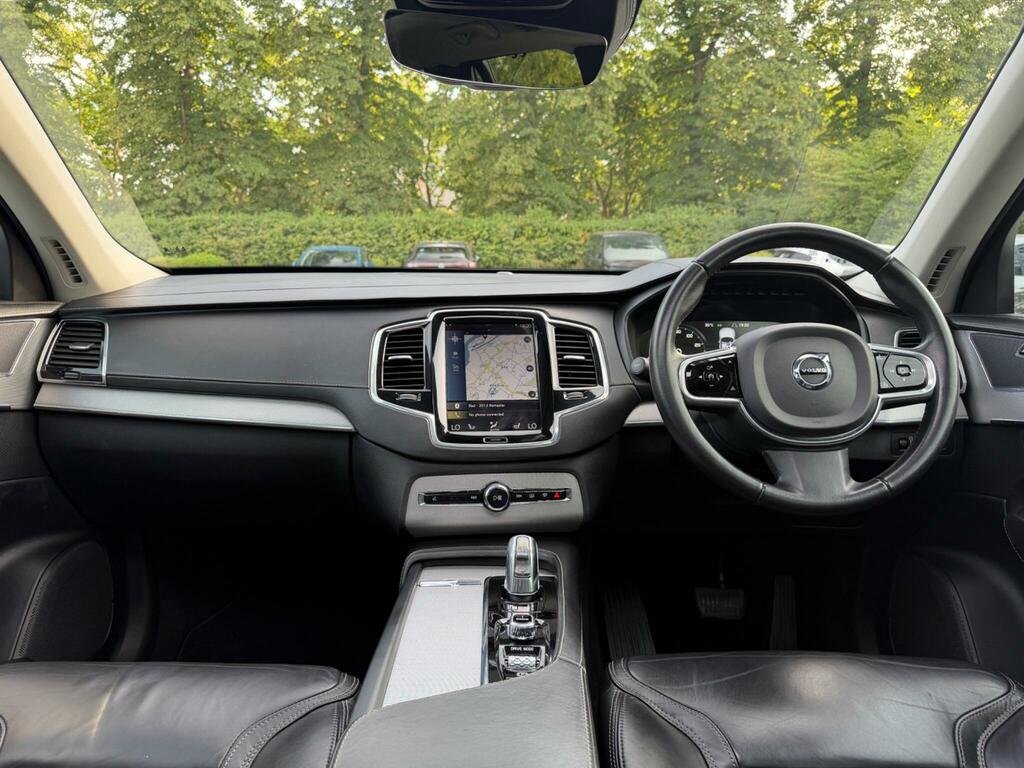 Volvo XC90 Inscription White #4
