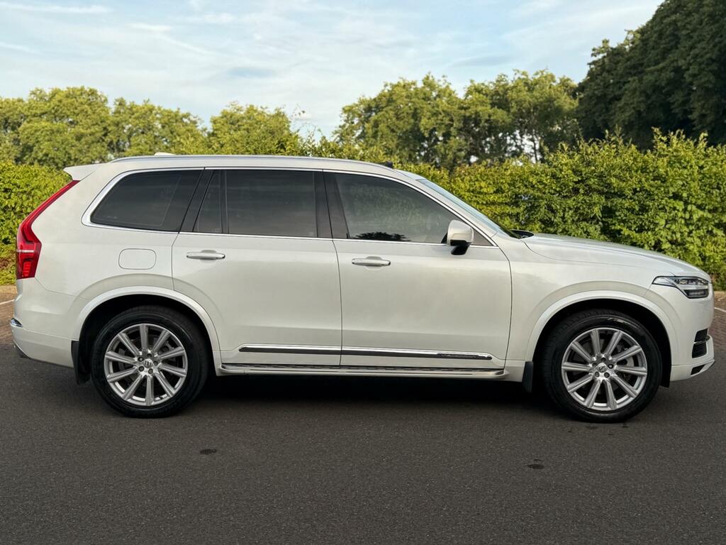 Volvo XC90 Inscription White #3