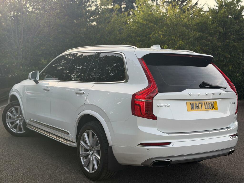 Volvo XC90 Inscription White #2