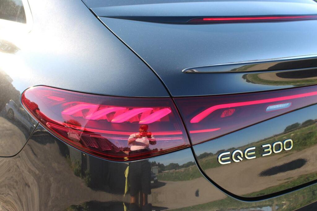Mercedes-Benz EQE Eqe 300 Black #34